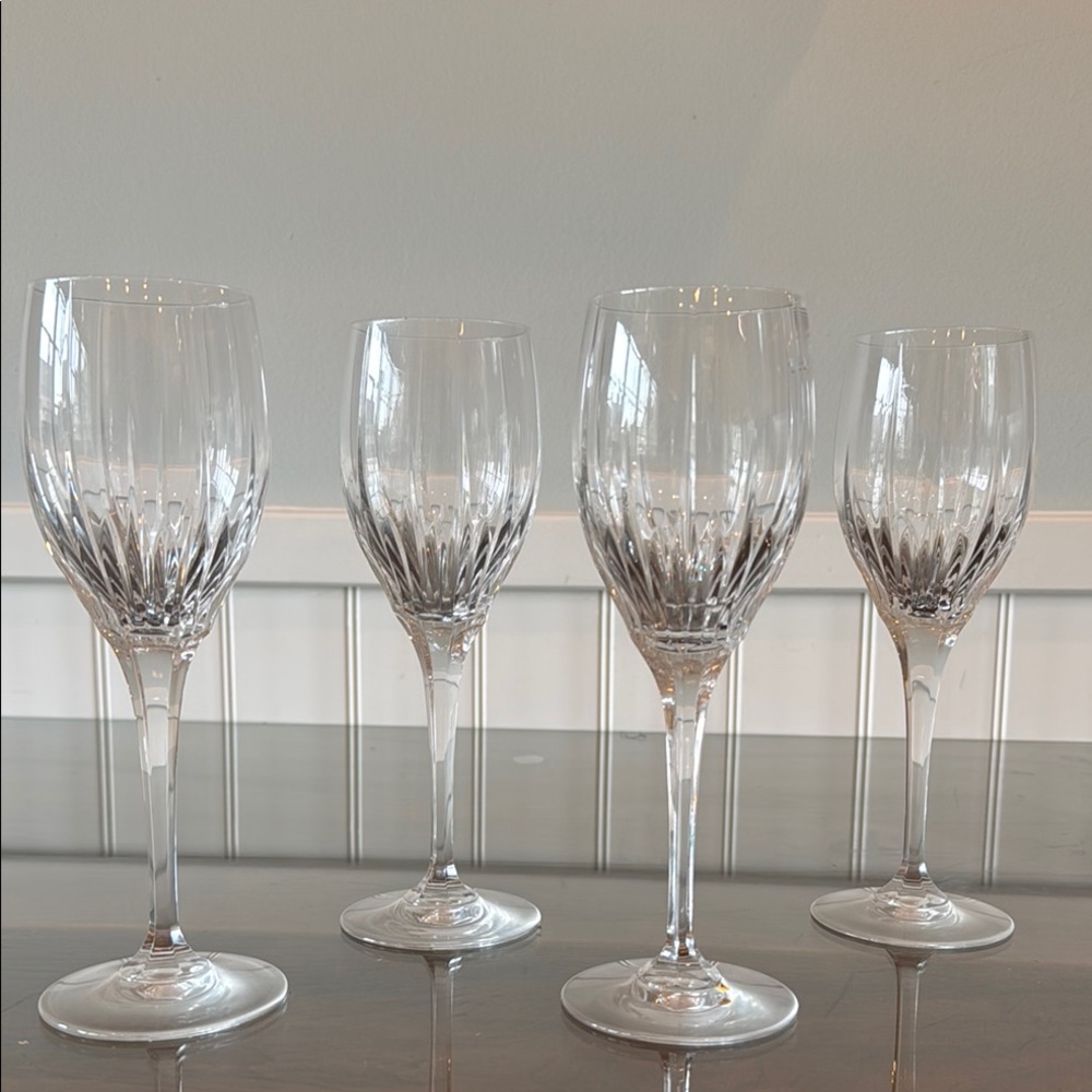 Set of 4 MIKASA Water/Wine Goblets